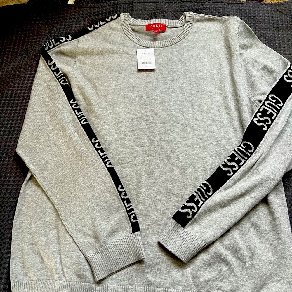 Guess men’s sweater